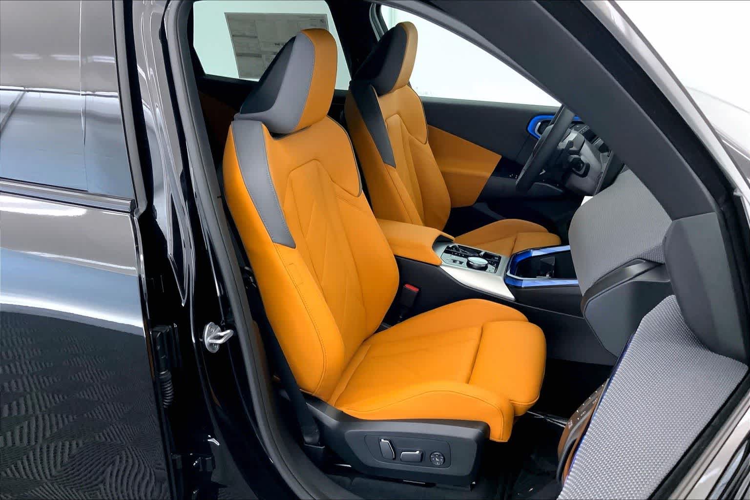 Thumbnail: 2025 BMW X3 - 14