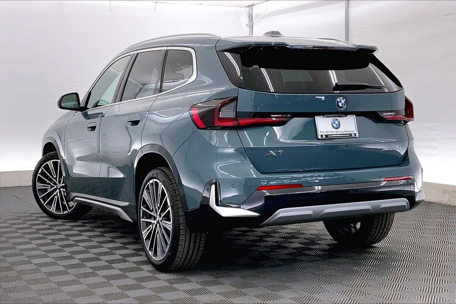 Thumbnail: 2025 BMW X1 - 4