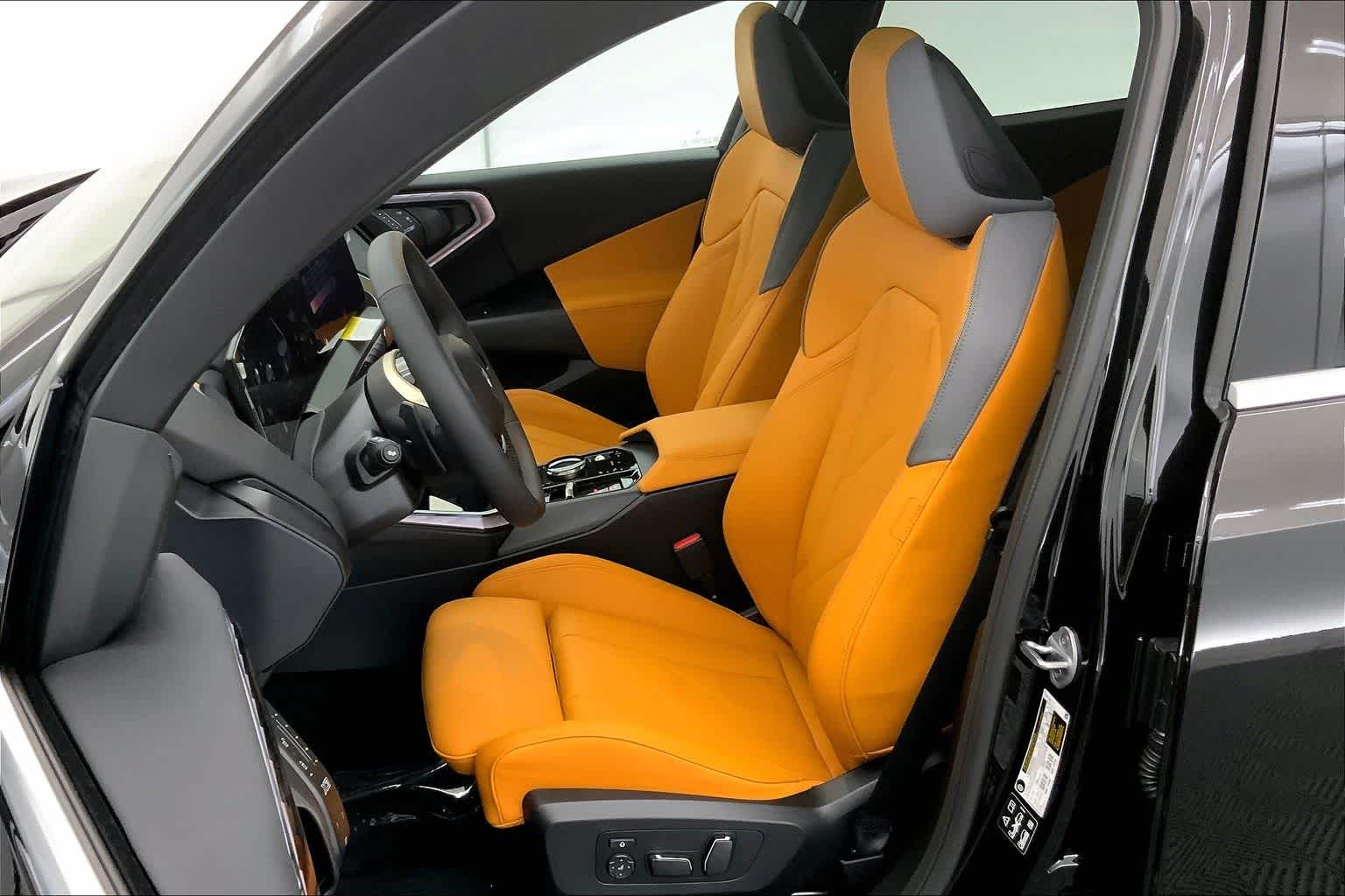 Thumbnail: 2025 BMW X3 - 11