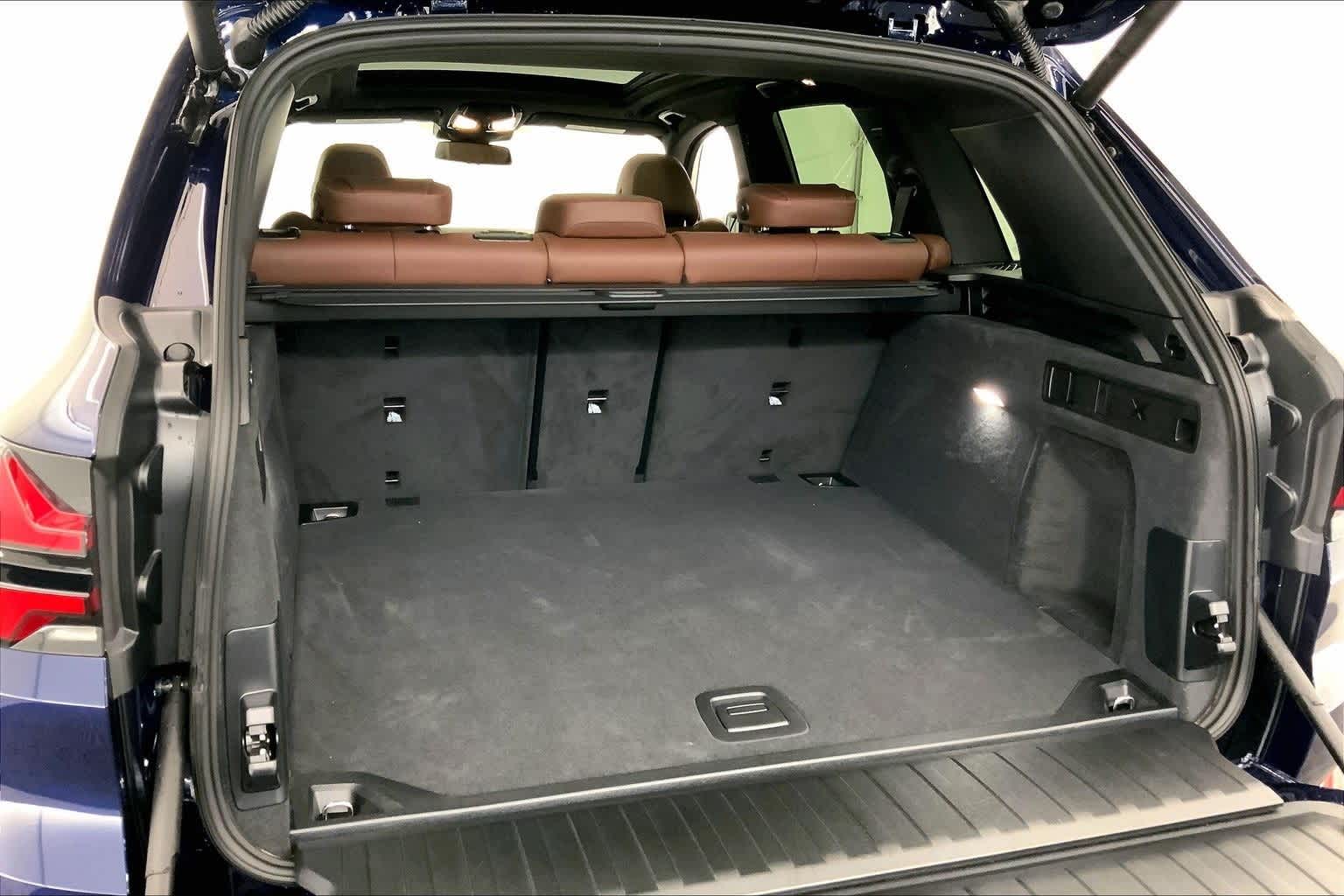 Thumbnail: 2026 BMW X5 - 19