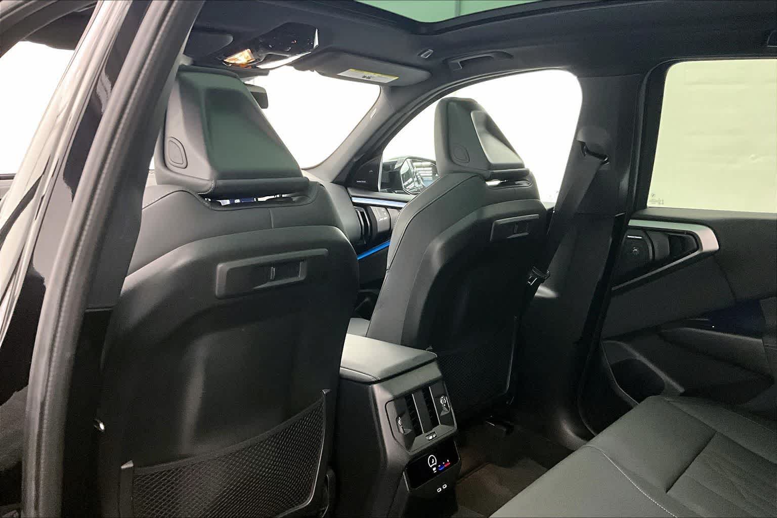 Thumbnail: 2025 BMW X3 - 12