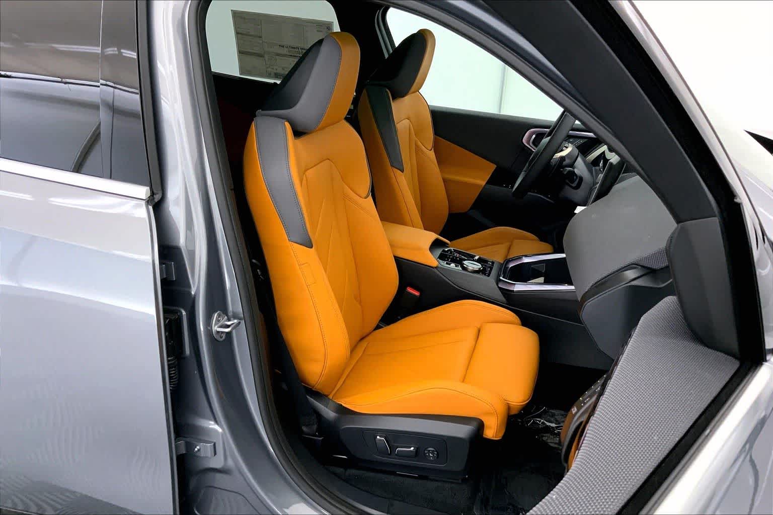 Thumbnail: 2025 BMW X3 - 14