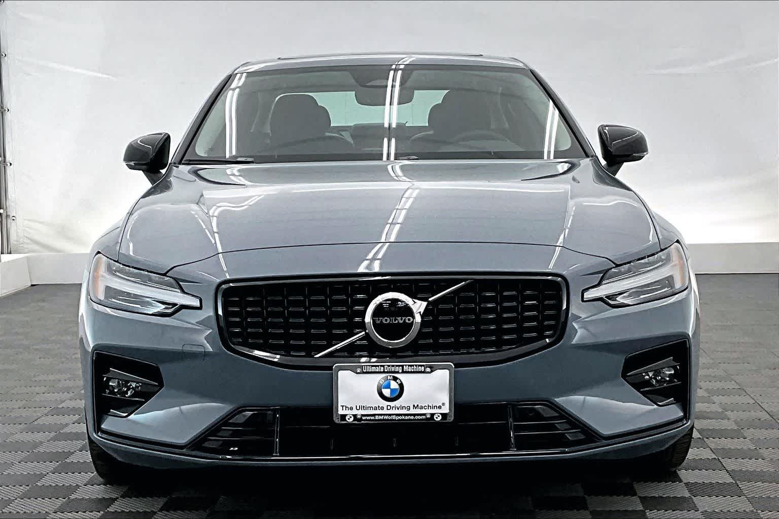 Thumbnail: 2024 Volvo S60 - 6