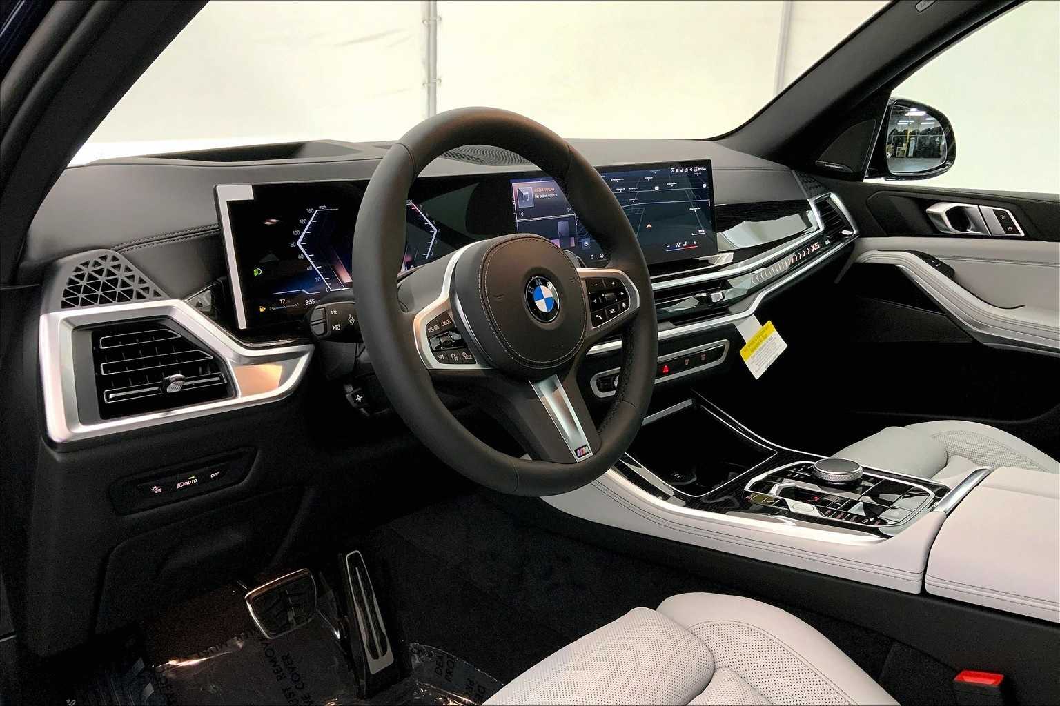 Thumbnail: 2026 BMW X5 - 2