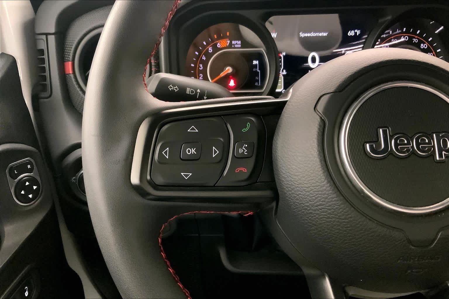 Thumbnail: 2024 Jeep Wrangler - 24