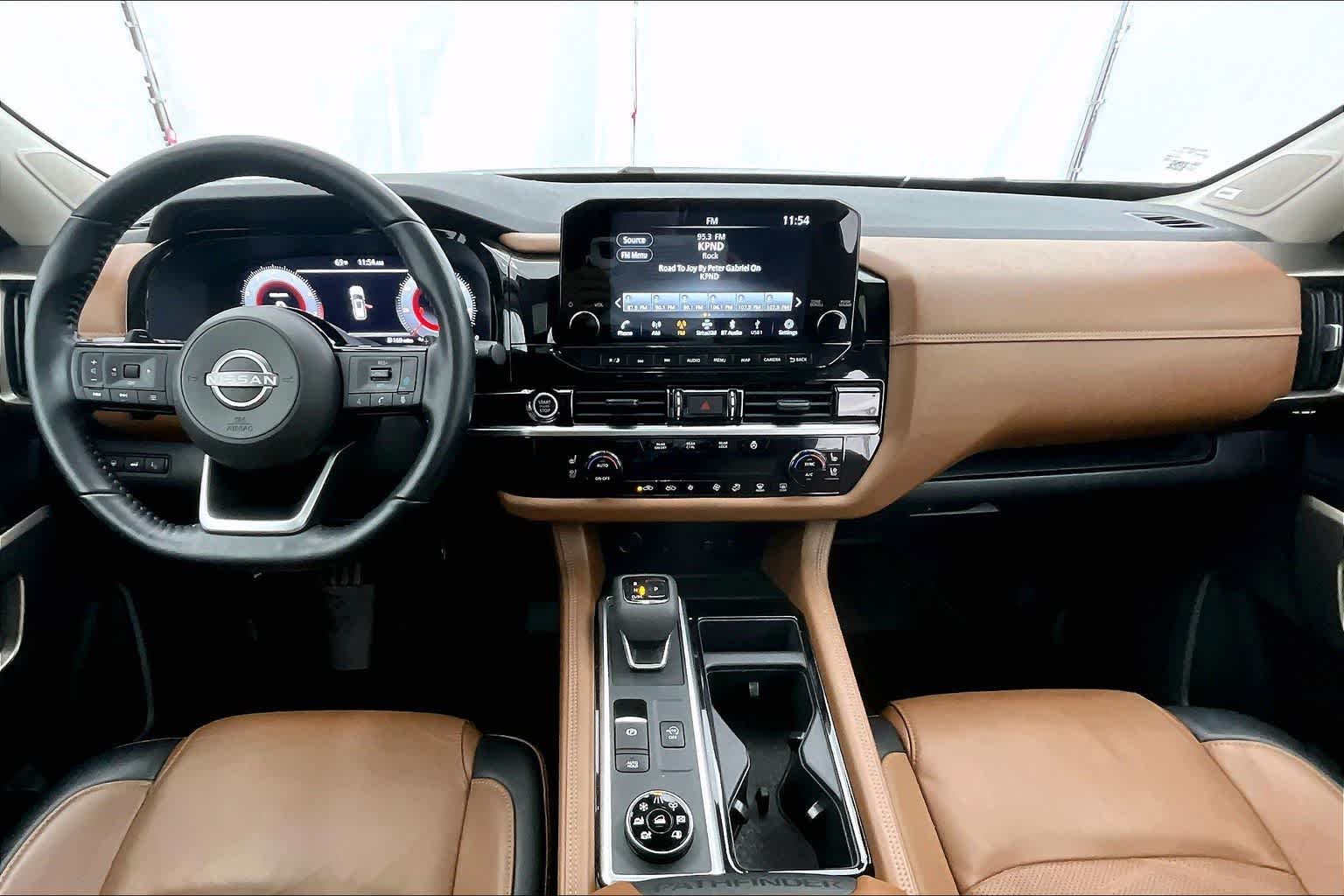 Thumbnail: 2022 Nissan Pathfinder - 10