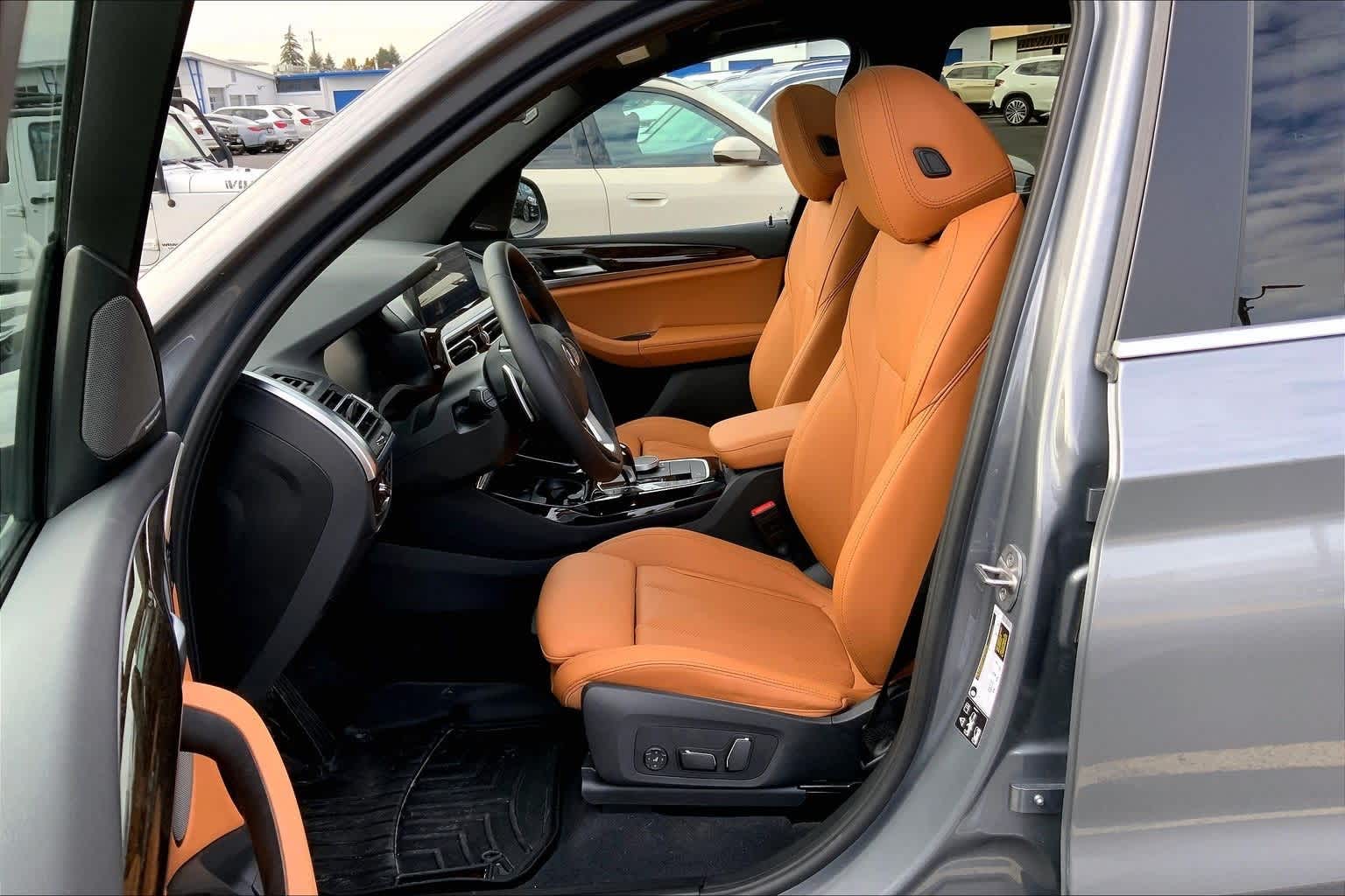 Thumbnail: 2024 BMW X3 - 11