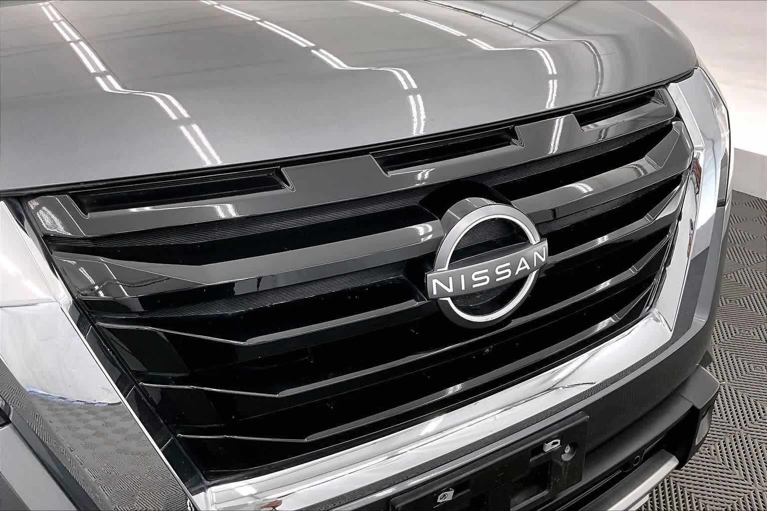 Thumbnail: 2022 Nissan Pathfinder - 33
