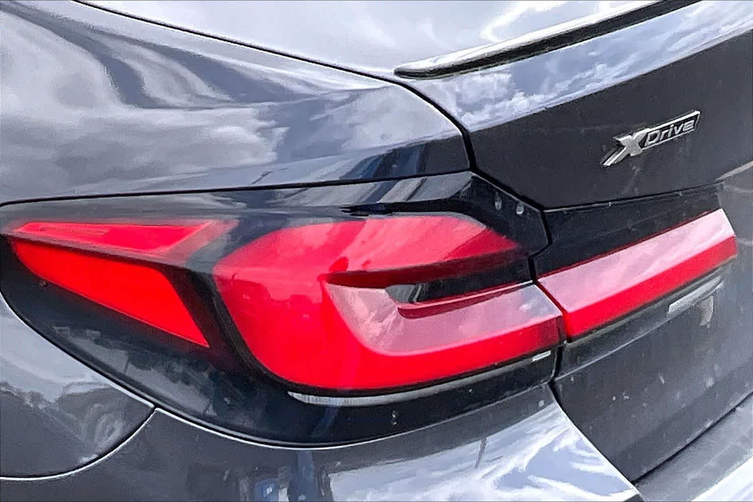 Thumbnail: 2023 BMW 5 Series - 15