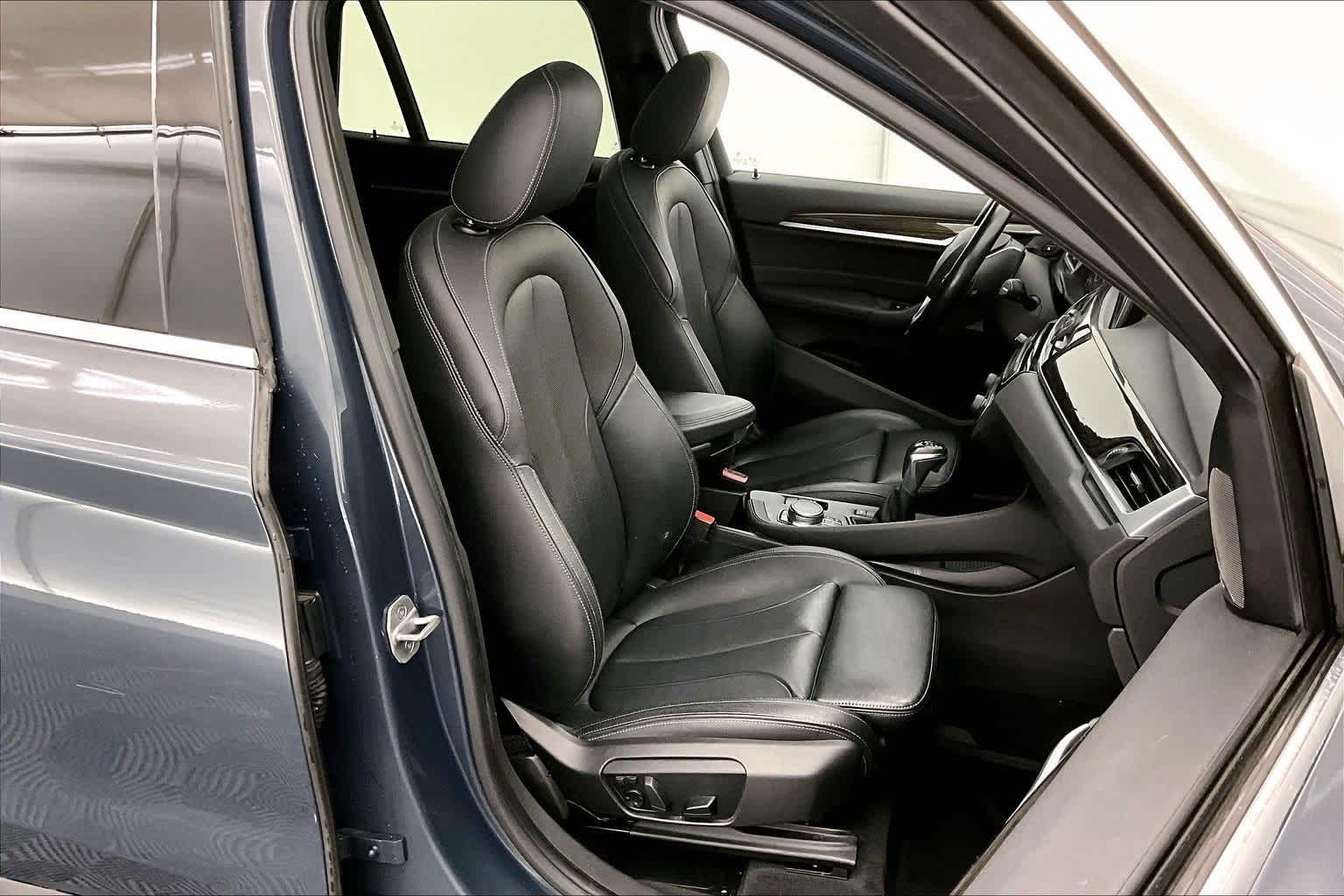 Thumbnail: 2017 BMW X1 - 13