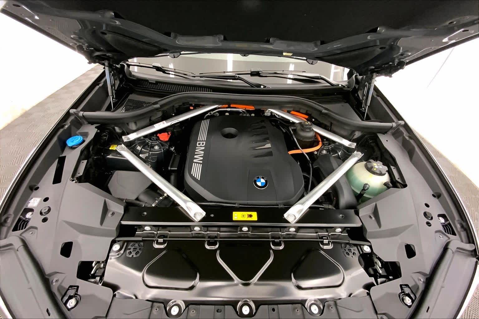 Thumbnail: 2026 BMW X5 - 9