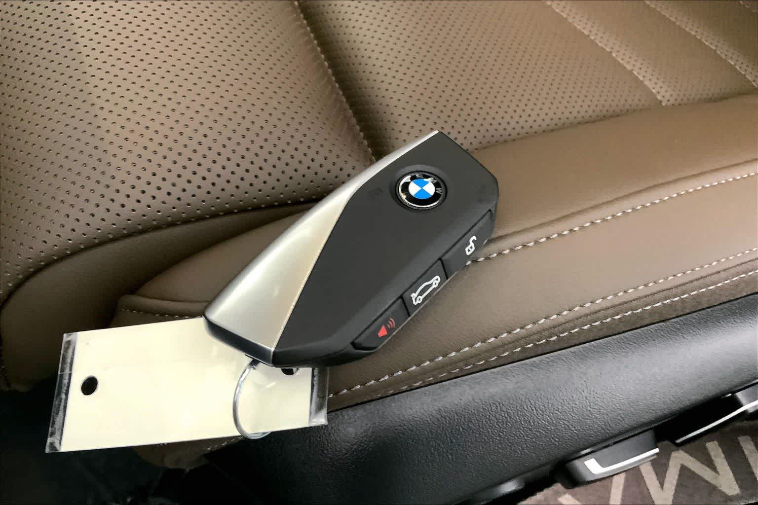 Thumbnail: 2024 BMW i5 - 20