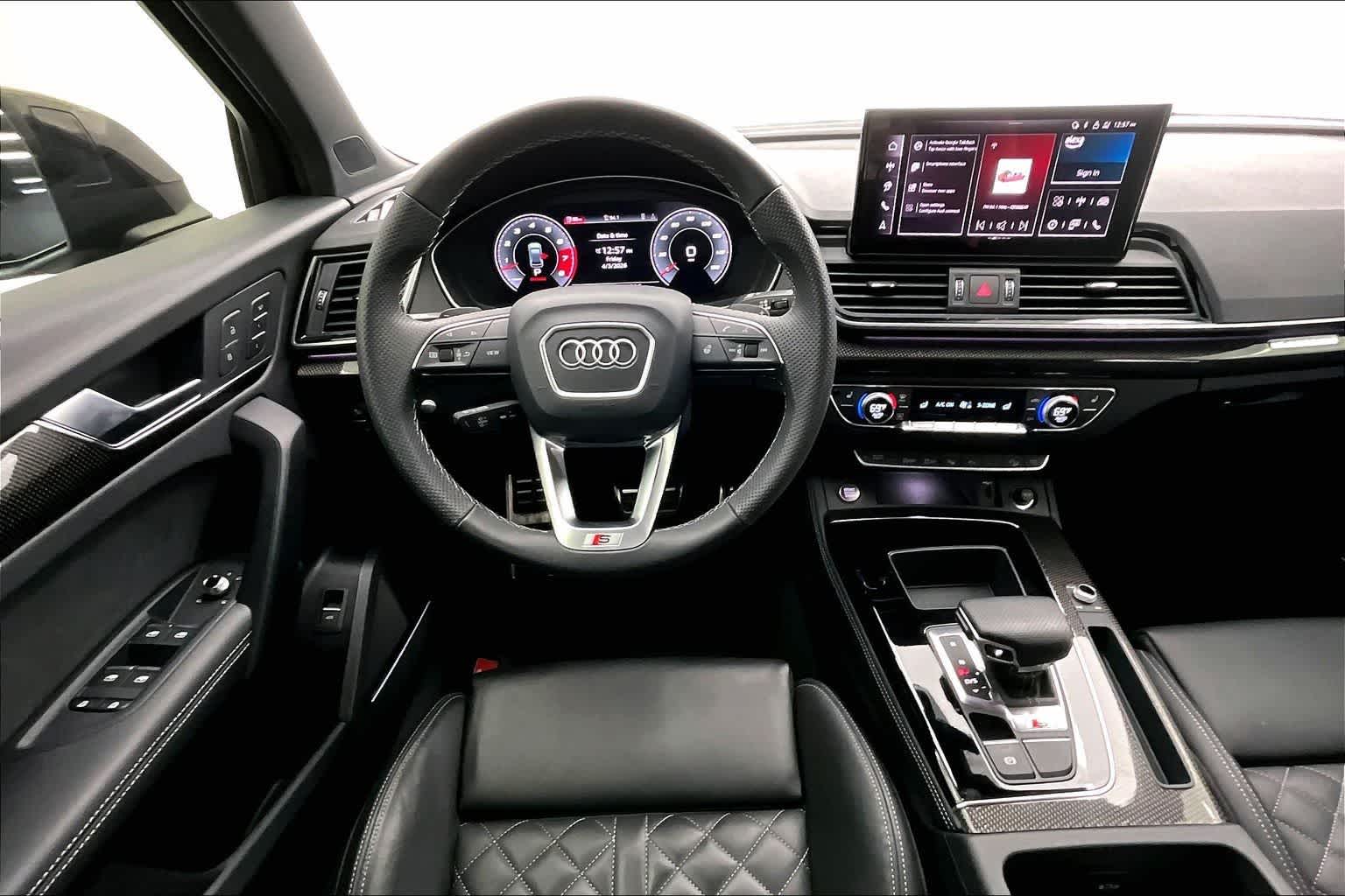 Thumbnail: 2024 Audi SQ5 - 14