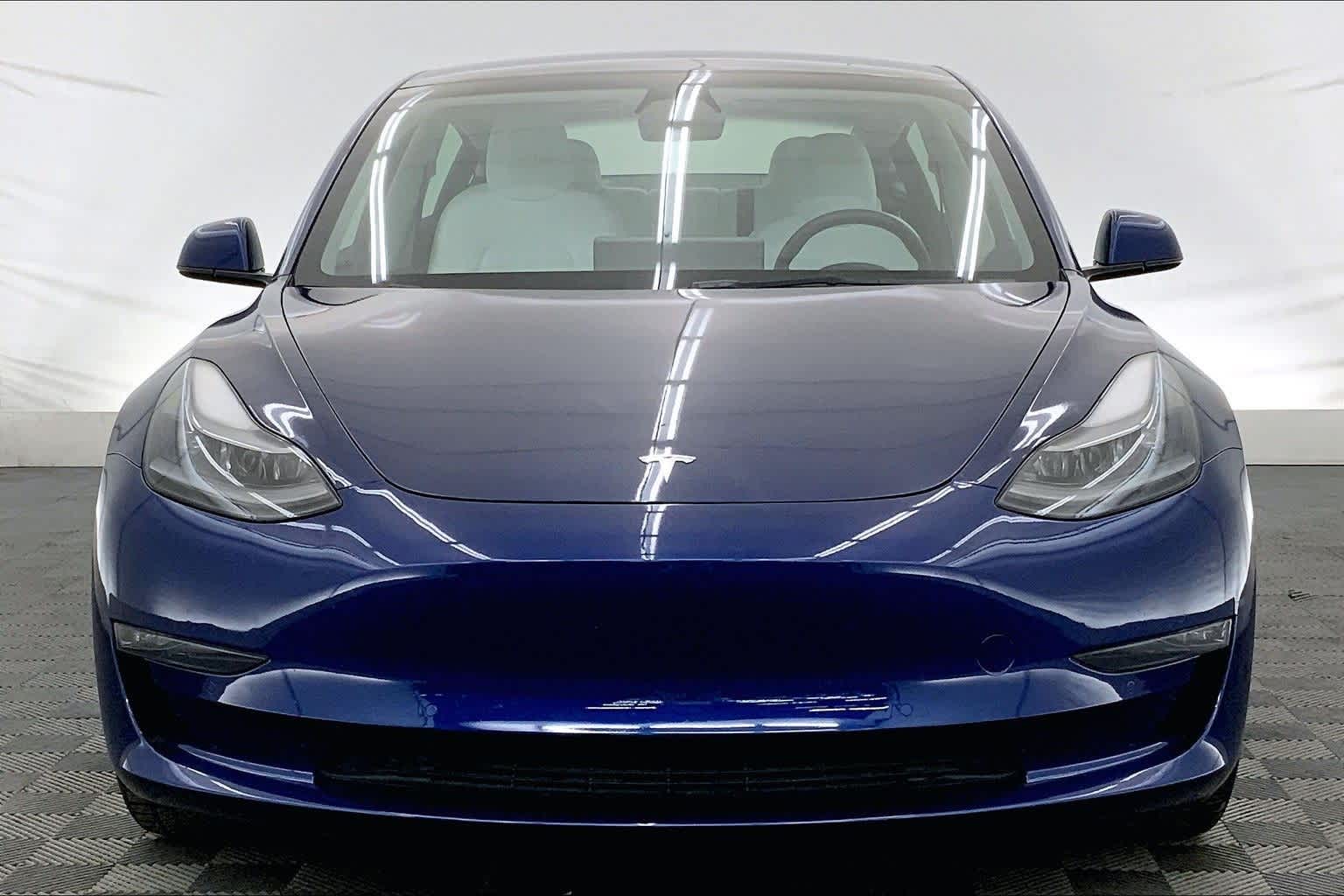 Thumbnail: 2022 Tesla Model 3 - 6