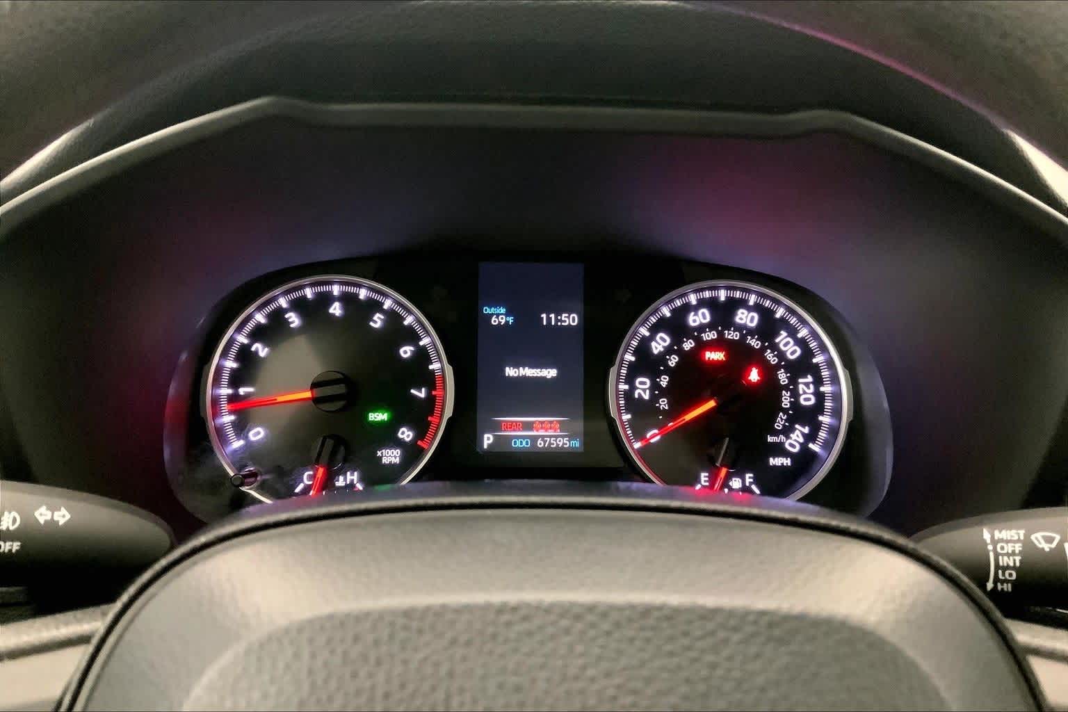 Thumbnail: 2021 Toyota RAV4 - 17