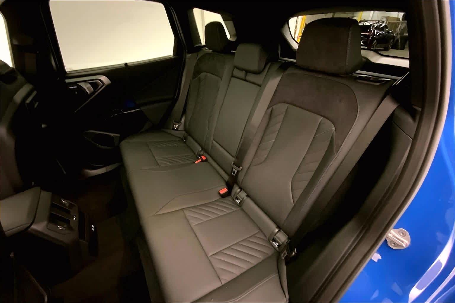 Thumbnail: 2026 BMW X3 - 13