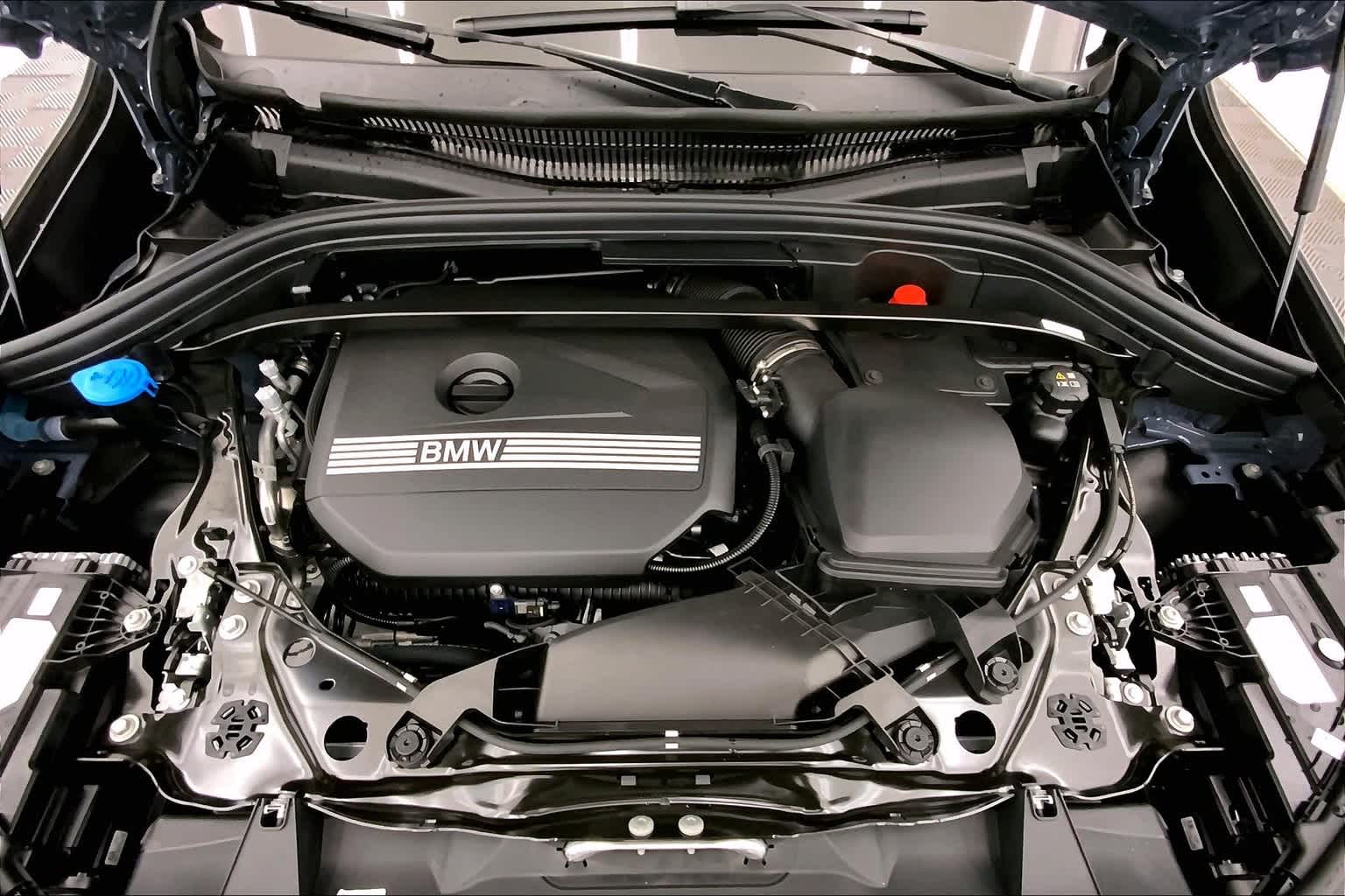 Thumbnail: 2025 BMW X1 - 9