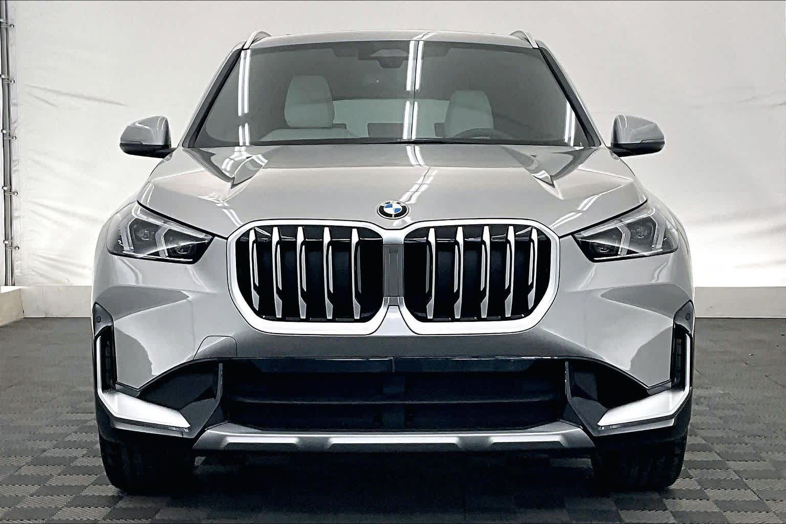 Thumbnail: 2026 BMW X1 - 6