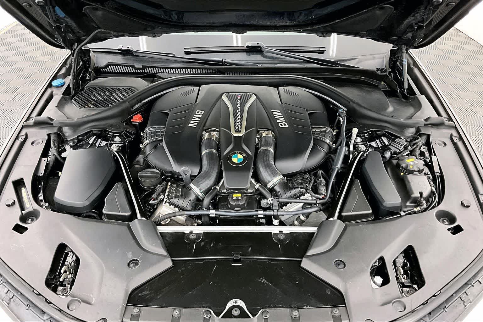 Thumbnail: 2018 BMW 5 Series - 10