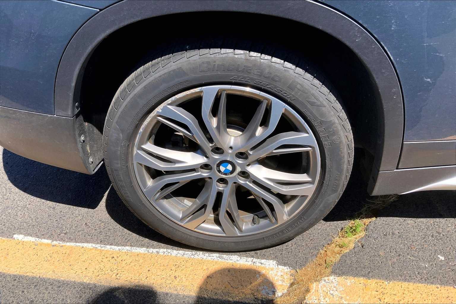 Thumbnail: 2017 BMW X1 - 20