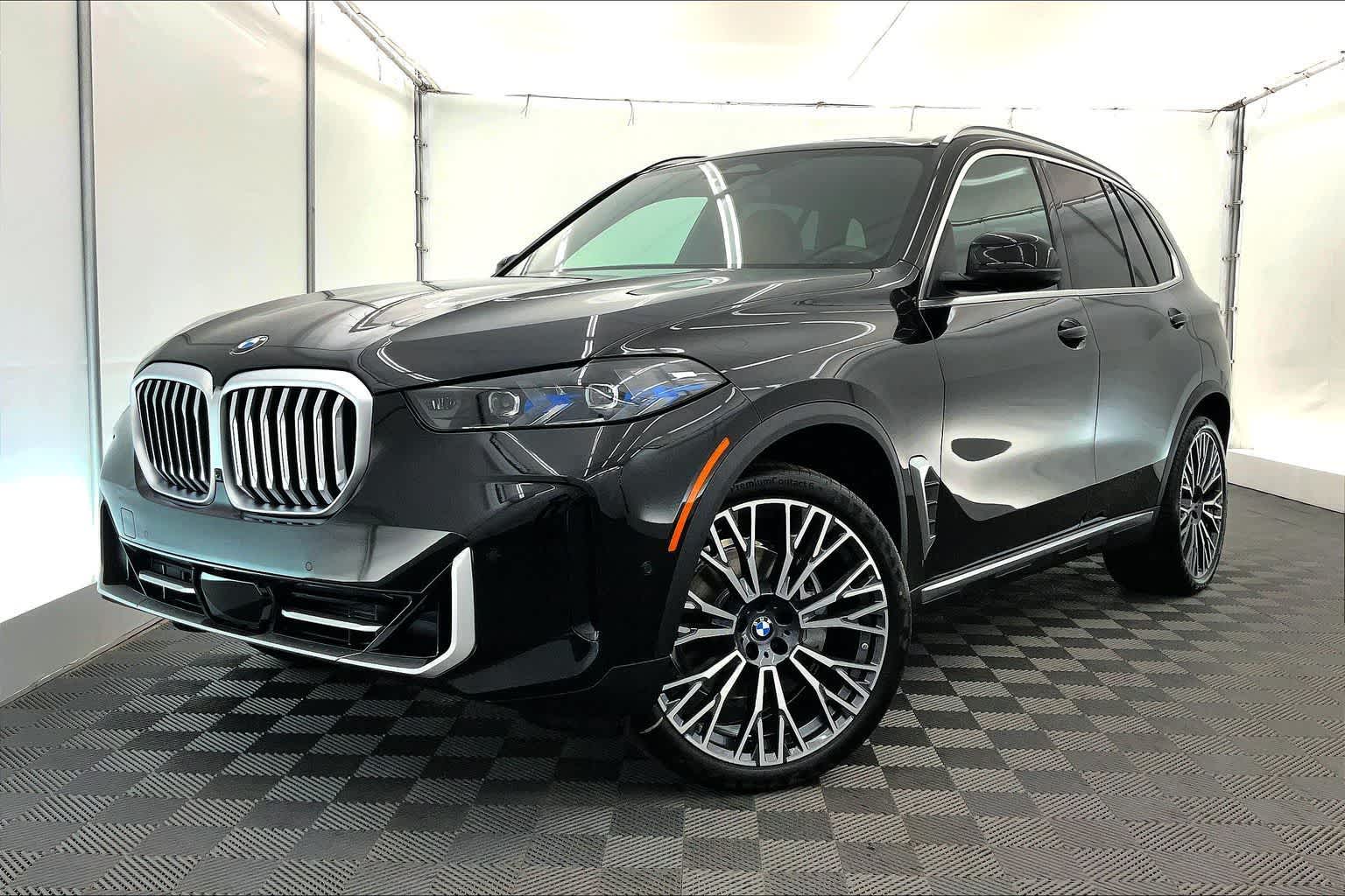 Thumbnail: 2026 BMW X5 - 1