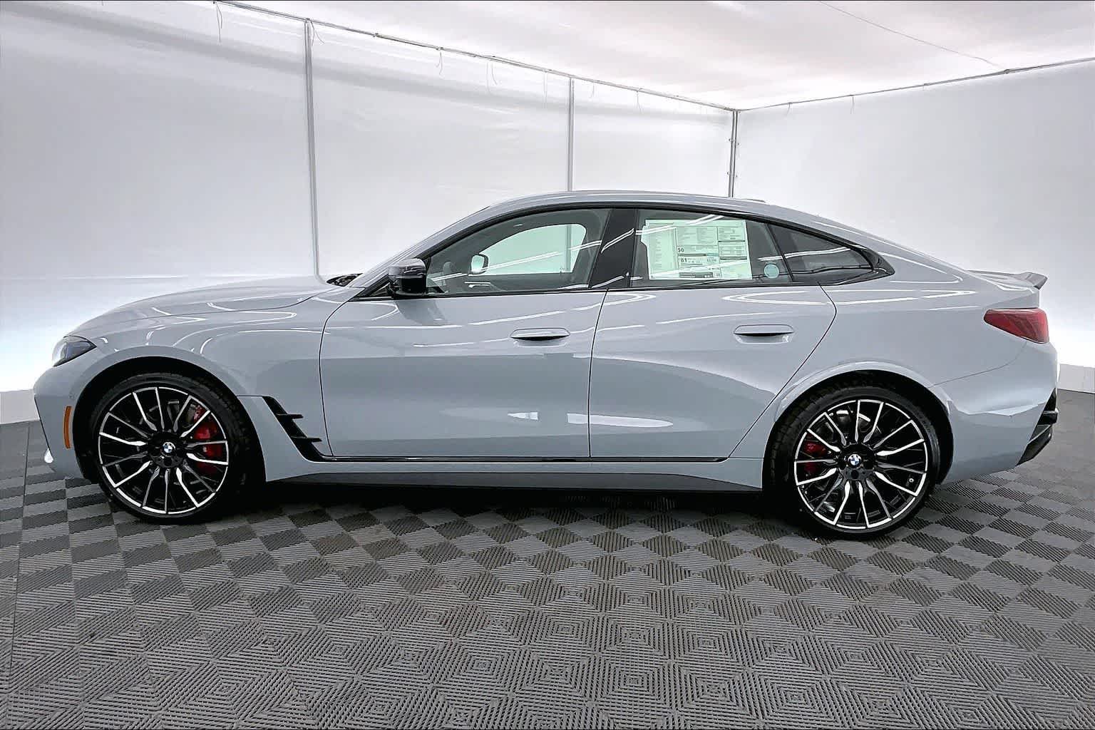 Thumbnail: 2026 BMW i4 - 3