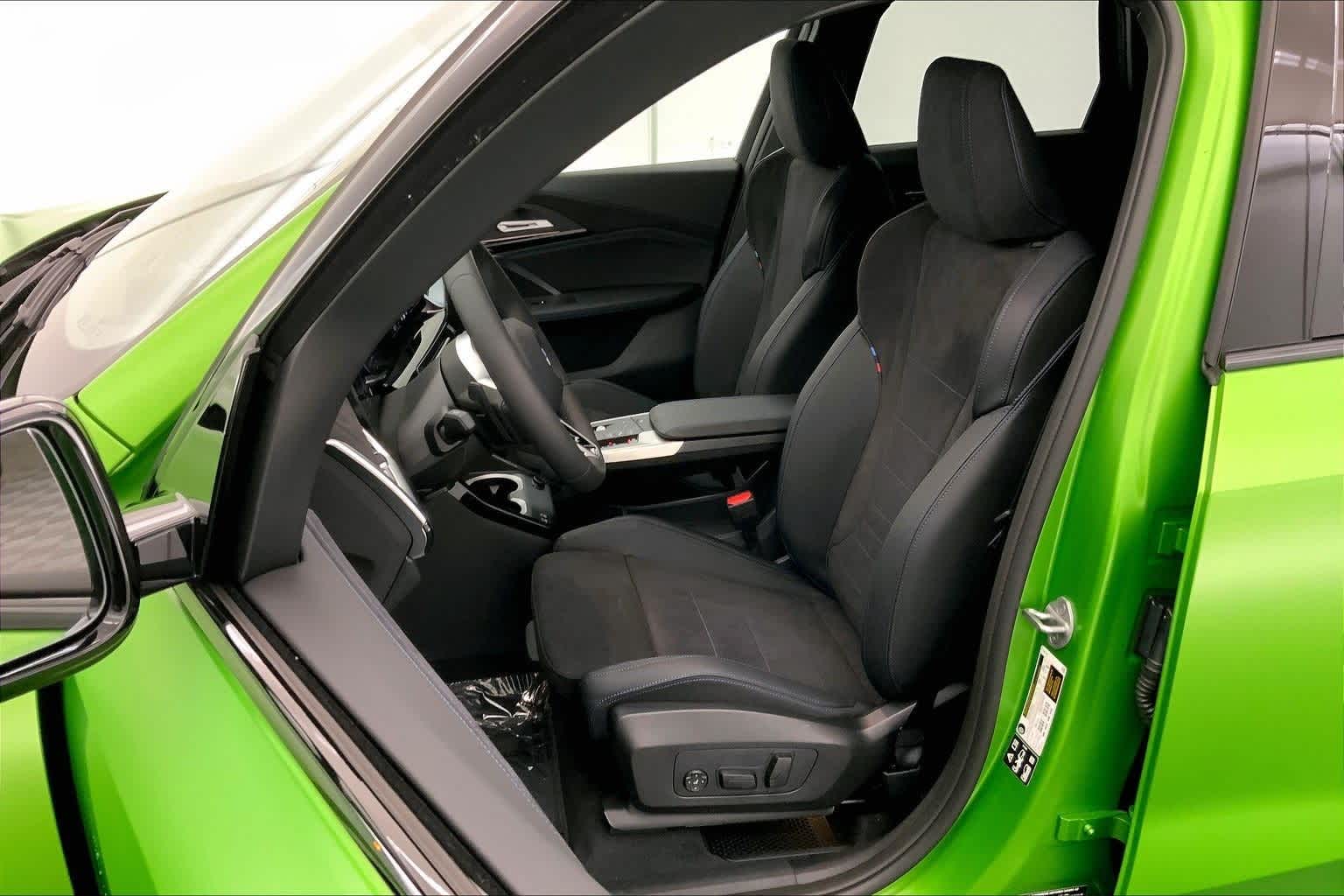 Thumbnail: 2026 BMW X1 - 11