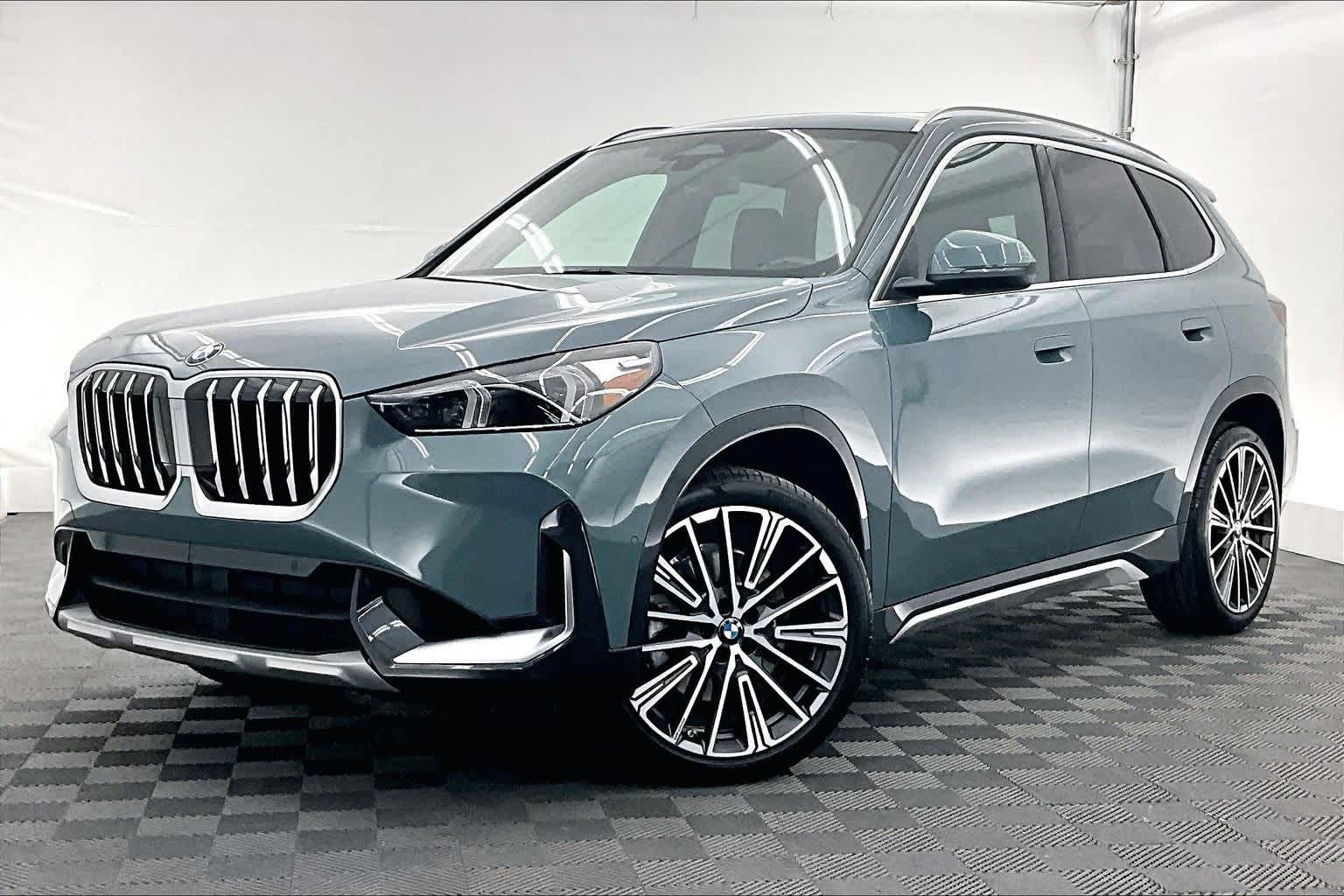 Thumbnail: 2025 BMW X1 - 1