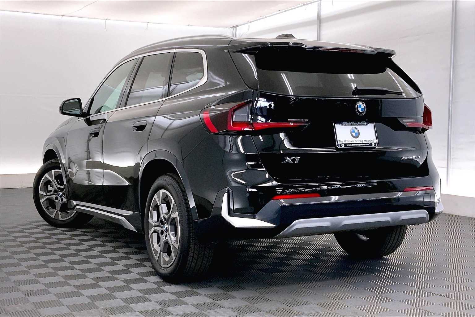 Thumbnail: 2025 BMW X1 - 4