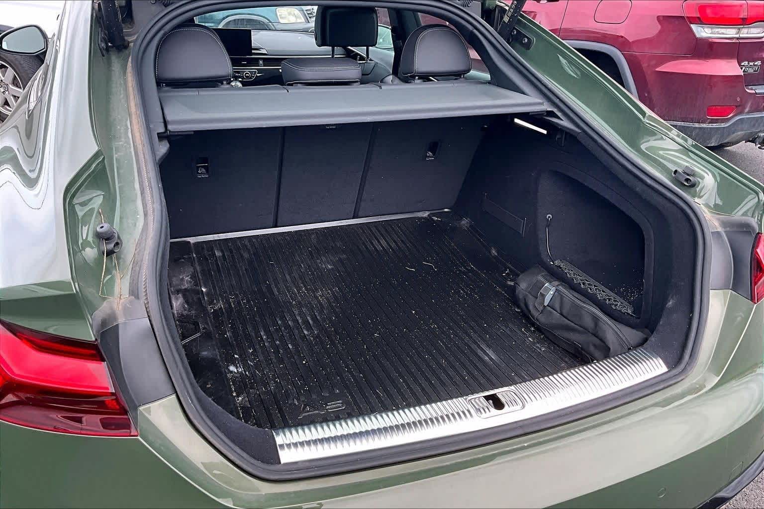 Thumbnail: 2022 Audi S5 - 19