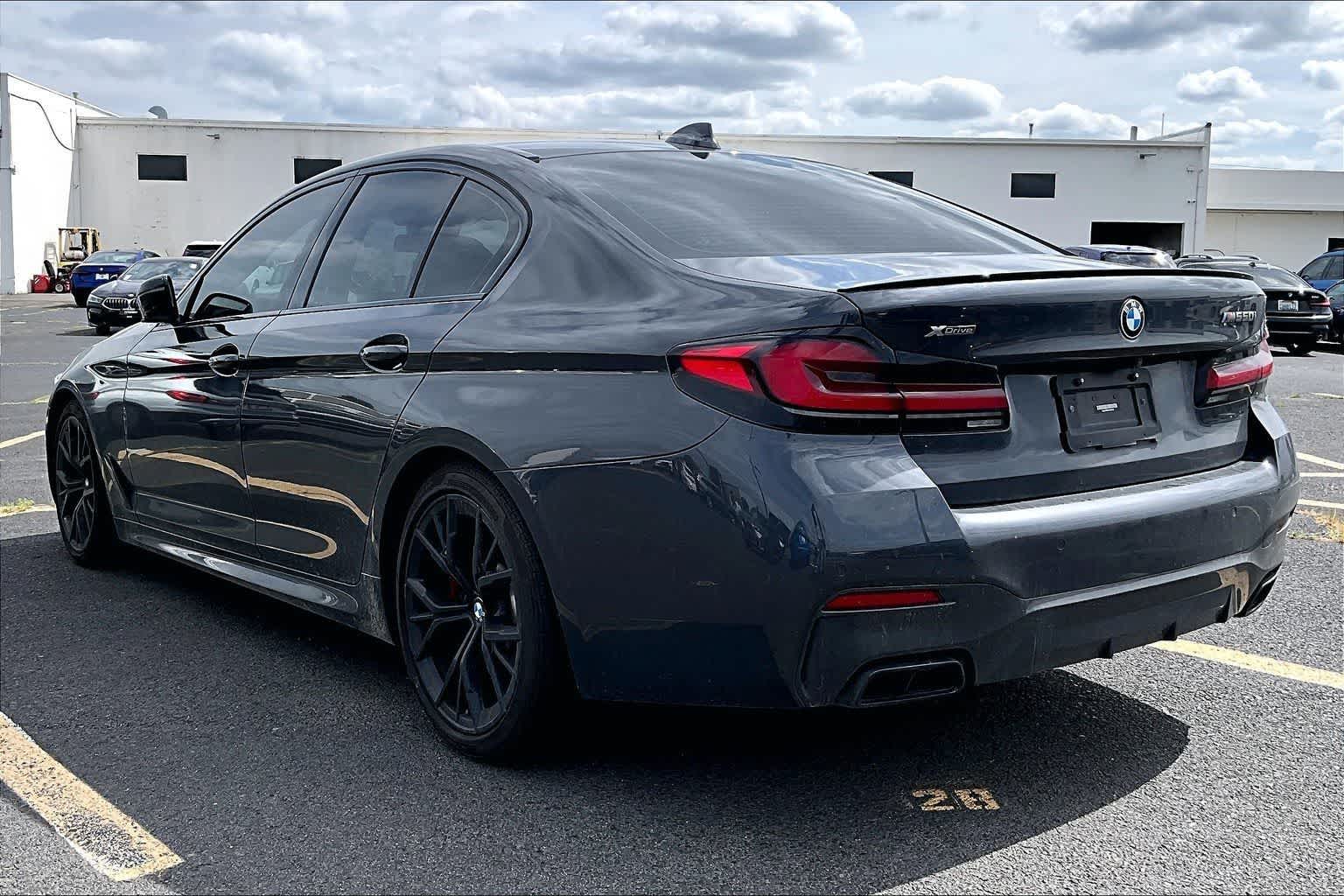 Thumbnail: 2023 BMW 5 Series - 4