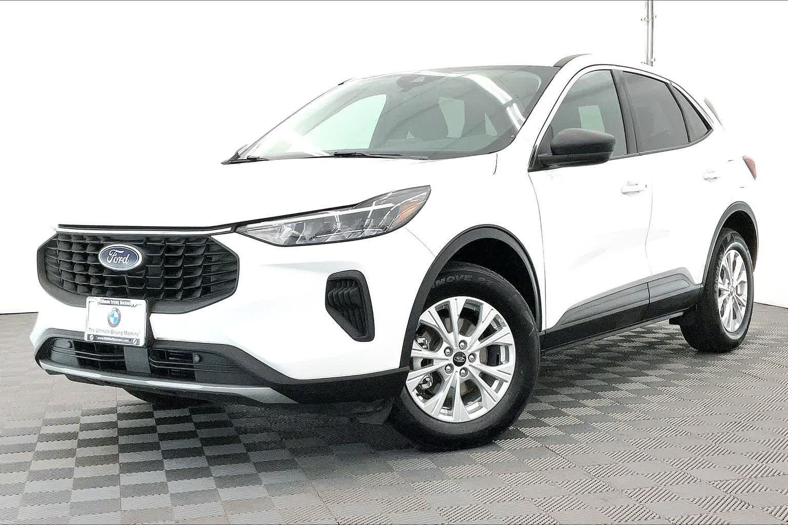 Thumbnail: 2024 Ford Escape - 1