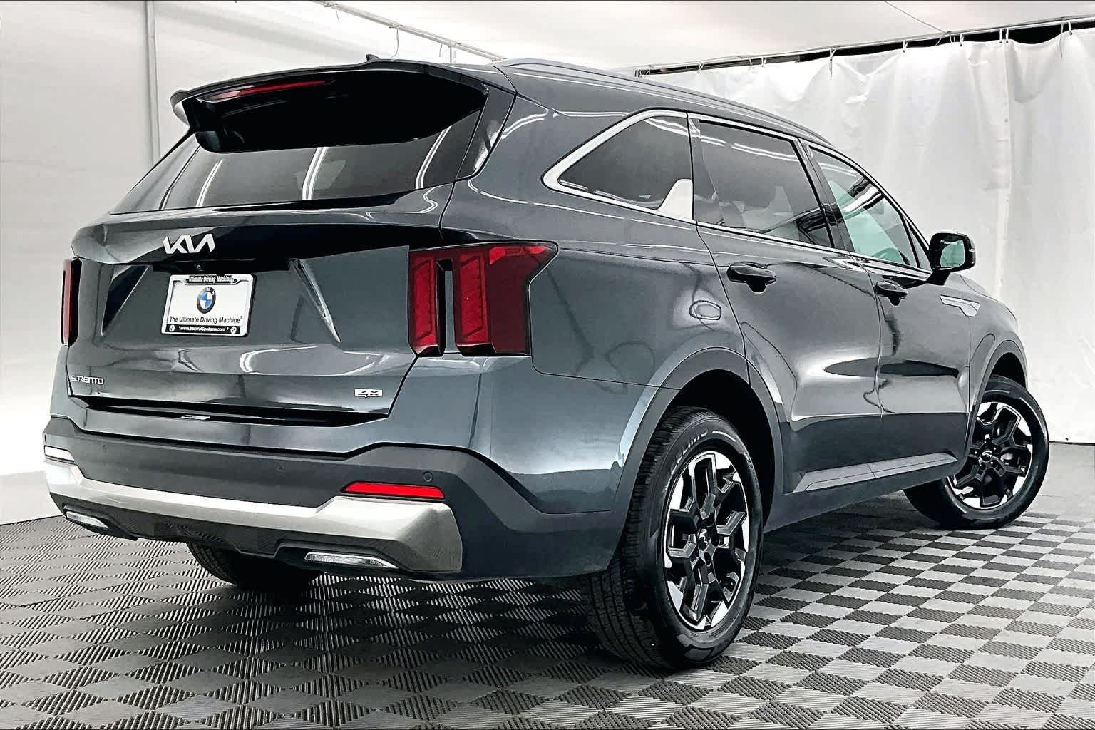 Thumbnail: 2024 Kia Sorento - 22