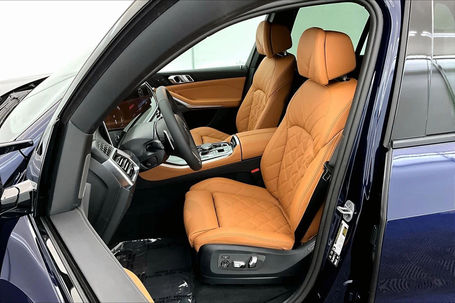 Thumbnail: 2026 BMW X5 - 11