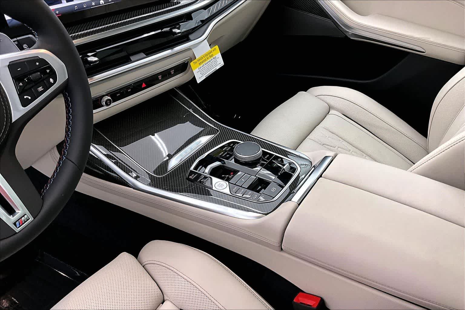 Thumbnail: 2026 BMW X7 - 17