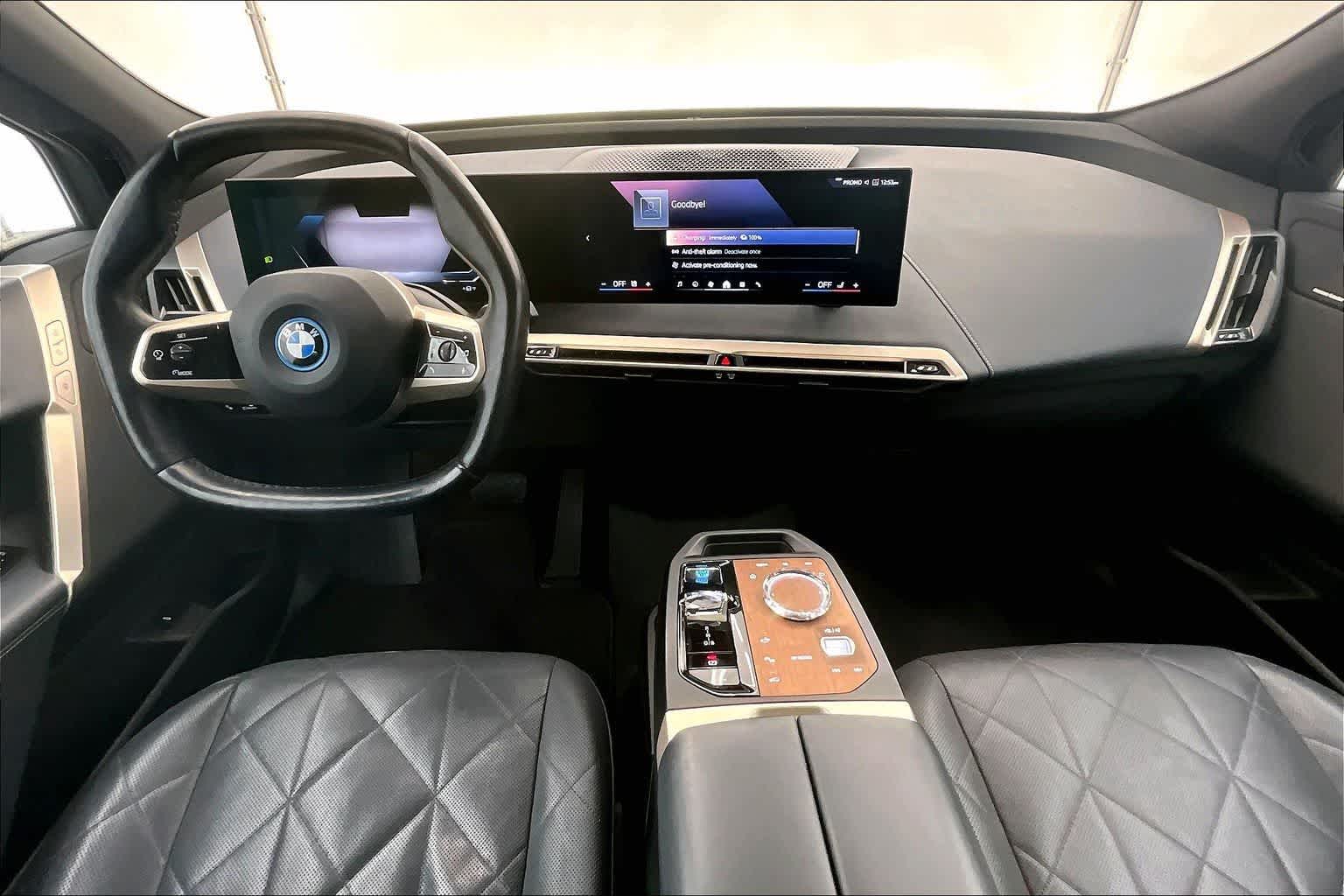 Thumbnail: 2024 BMW iX - 10