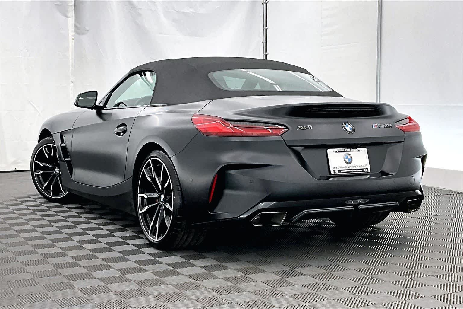 Thumbnail: 2026 BMW Z4 - 4