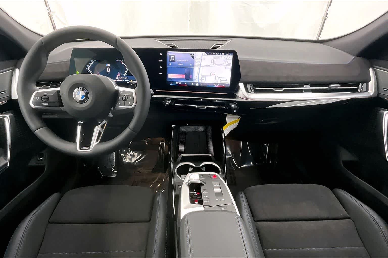 Thumbnail: 2026 BMW X2 - 10