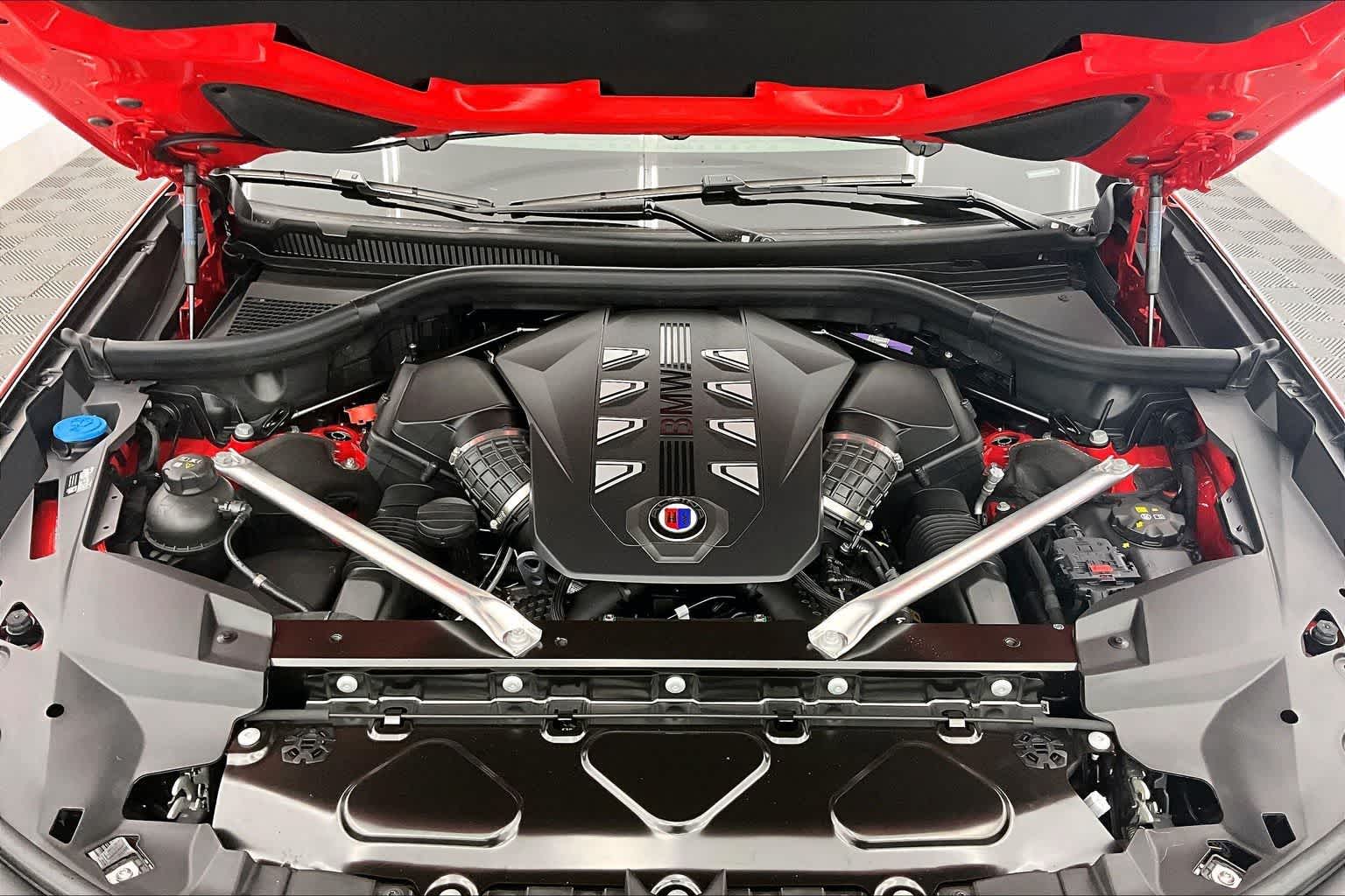 Thumbnail: 2026 BMW X7 - 9