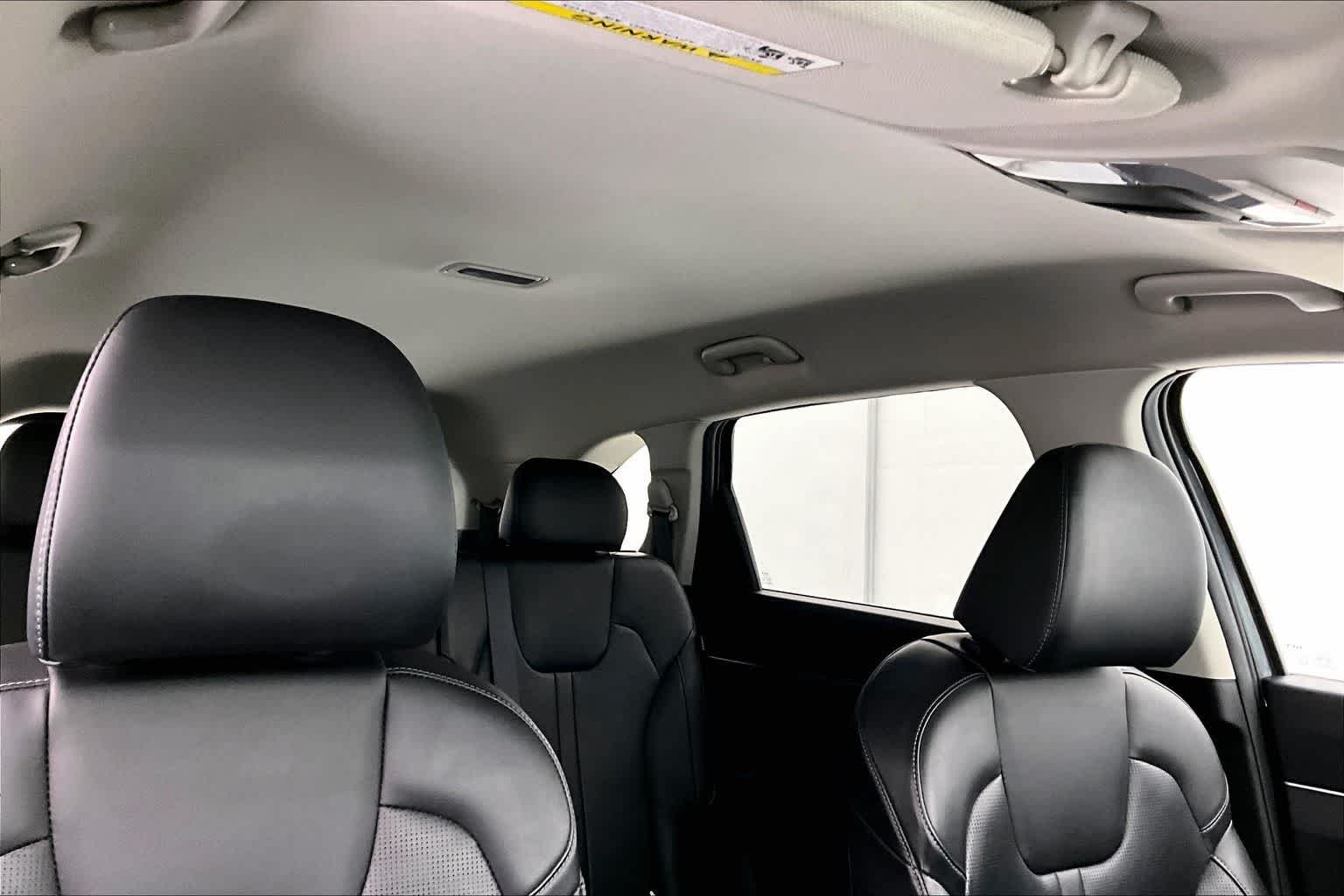 Thumbnail: 2024 Kia Sorento - 30