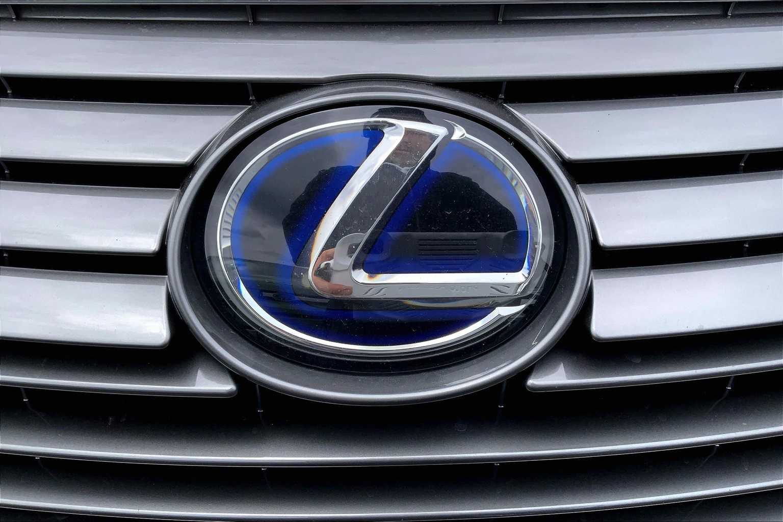 Thumbnail: 2018 Lexus RX - 18
