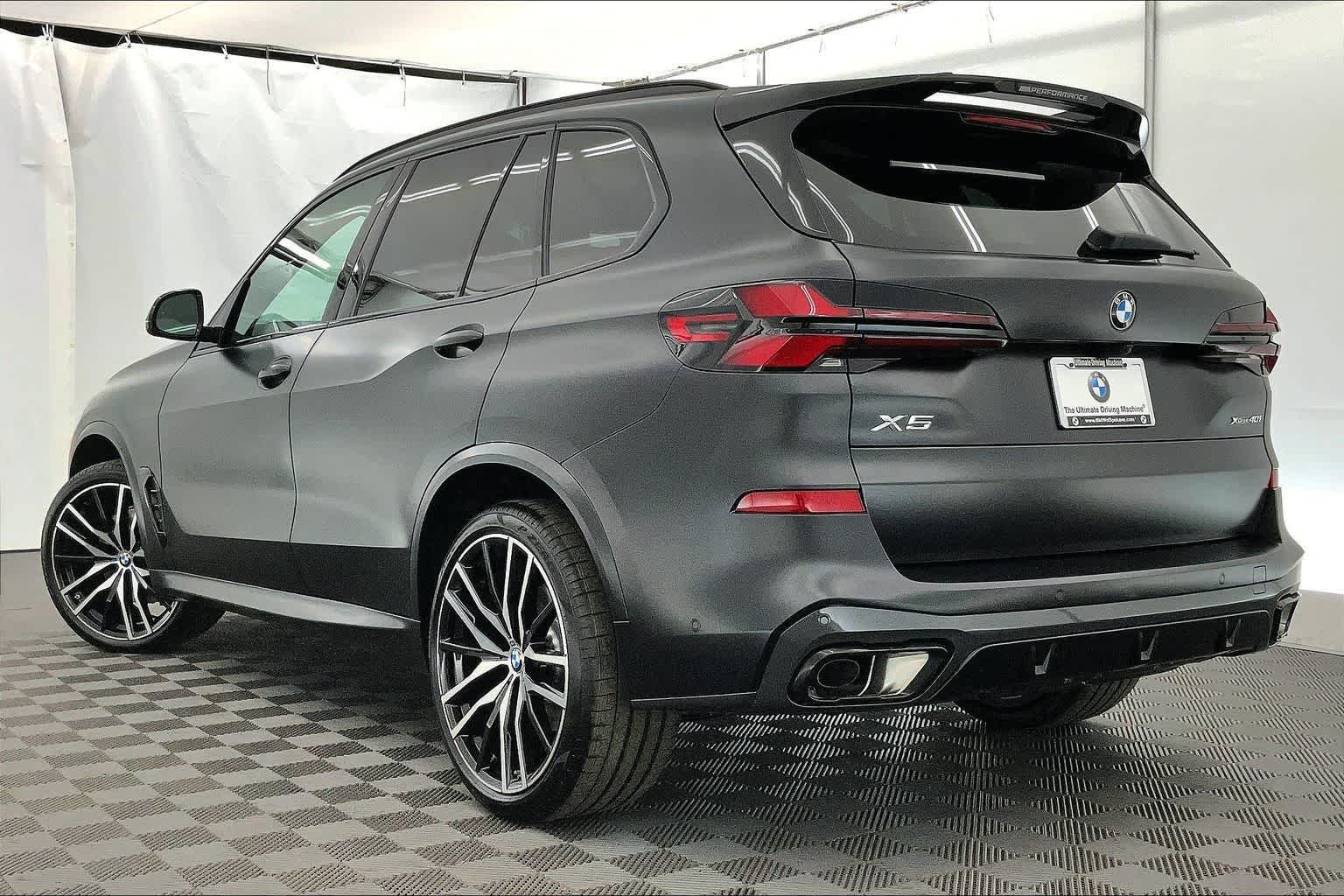 Thumbnail: 2026 BMW X5 - 4