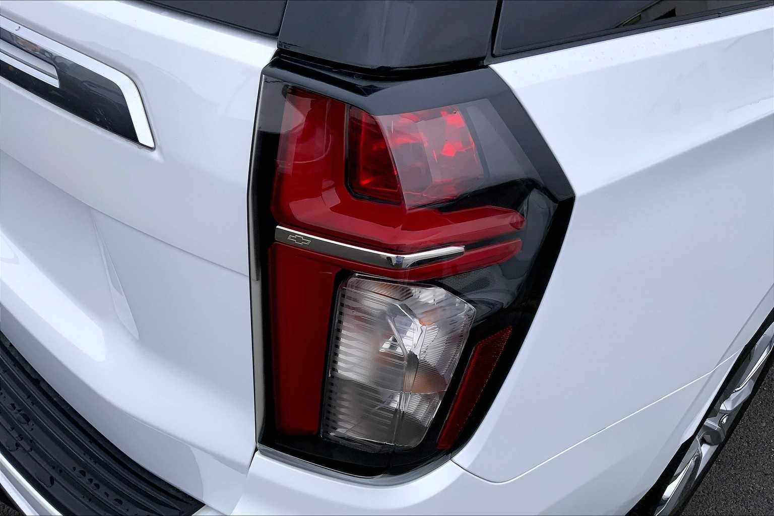 Thumbnail: 2022 Chevrolet Tahoe - 15