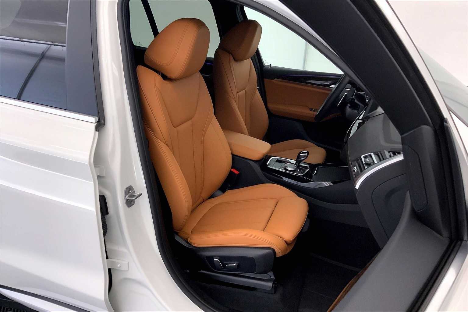 Thumbnail: 2024 BMW X3 - 13