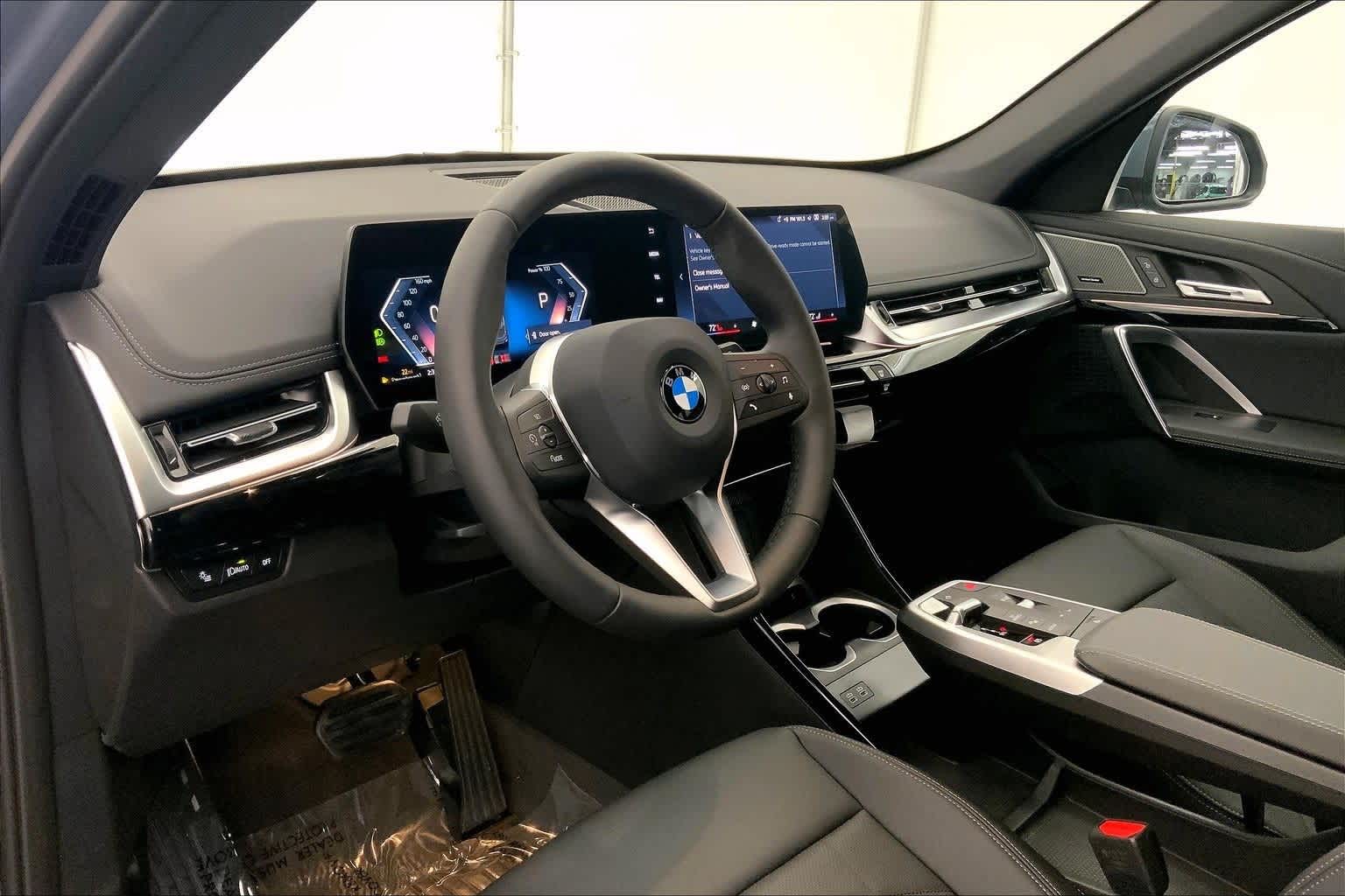 Thumbnail: 2026 BMW X1 - 2