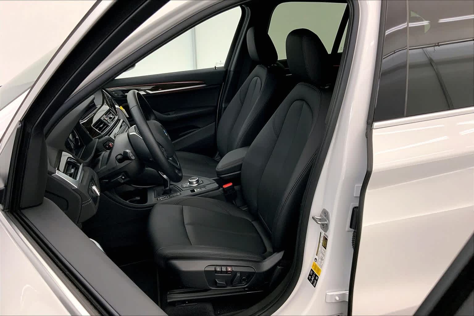 Thumbnail: 2021 BMW X1 - 10