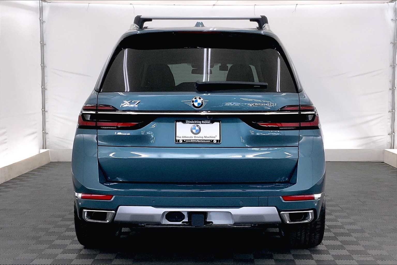 Thumbnail: 2026 BMW X7 - 5