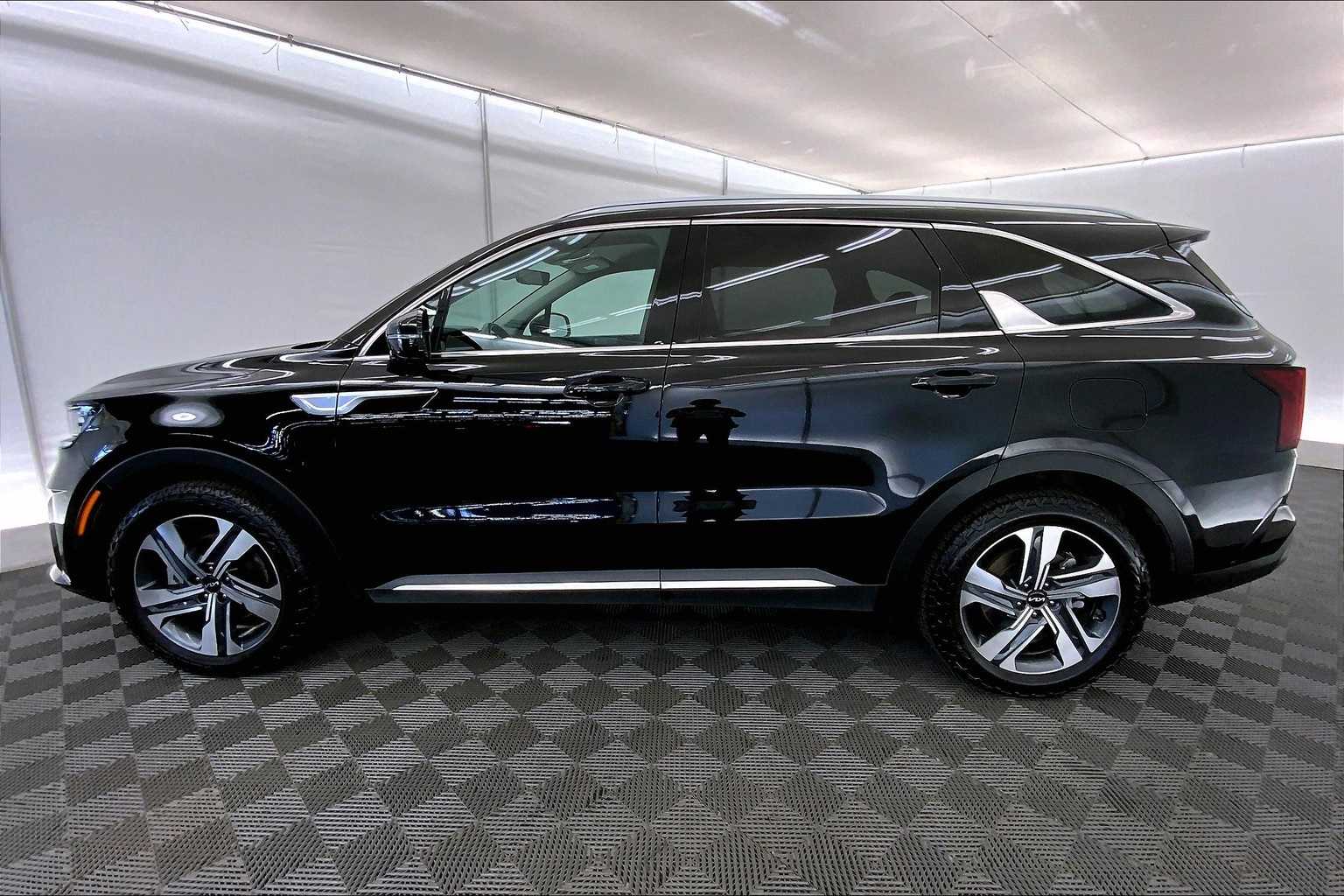 2023 Kia Sorento Hybrid SX Prestige photo 3