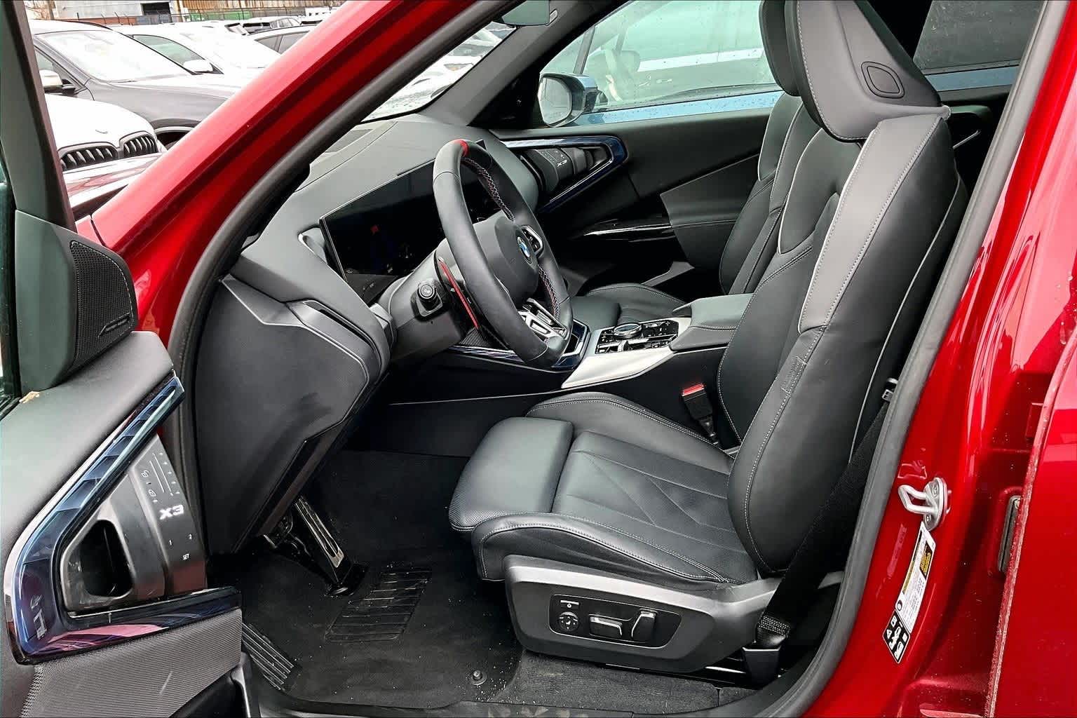 Thumbnail: 2025 BMW X3 - 11