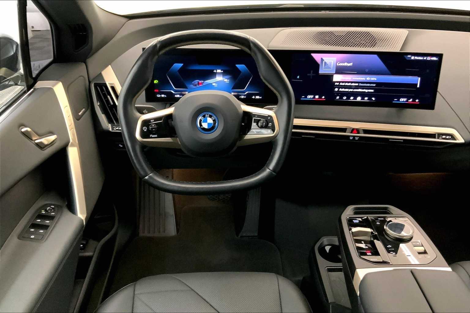 Thumbnail: 2024 BMW iX - 13